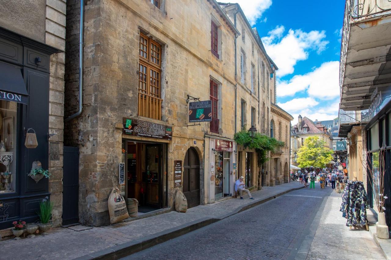 Les Flamboyants Apartment Sarlat-la-Caneda Exterior photo