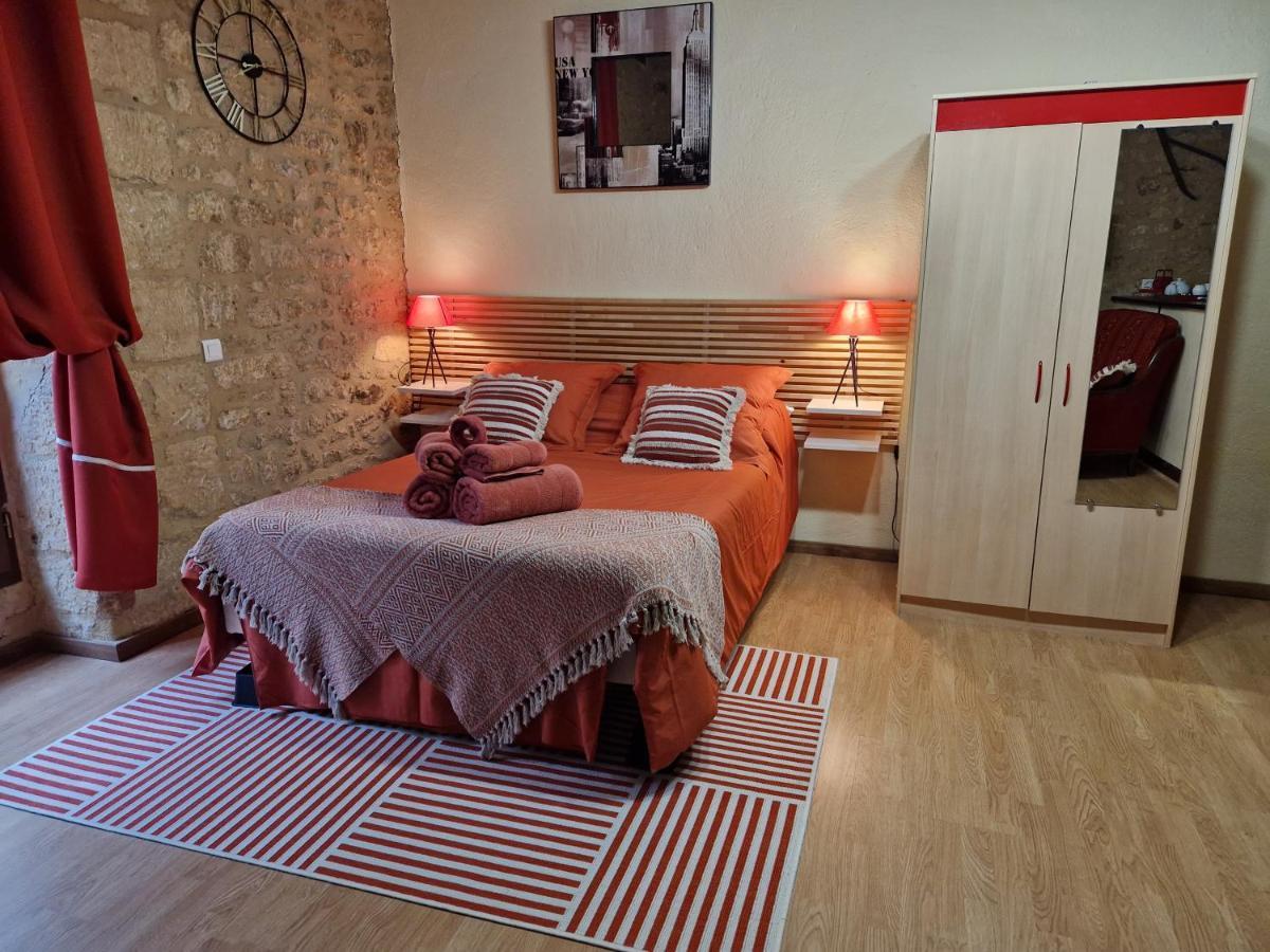 Les Flamboyants Apartment Sarlat-la-Caneda Exterior photo