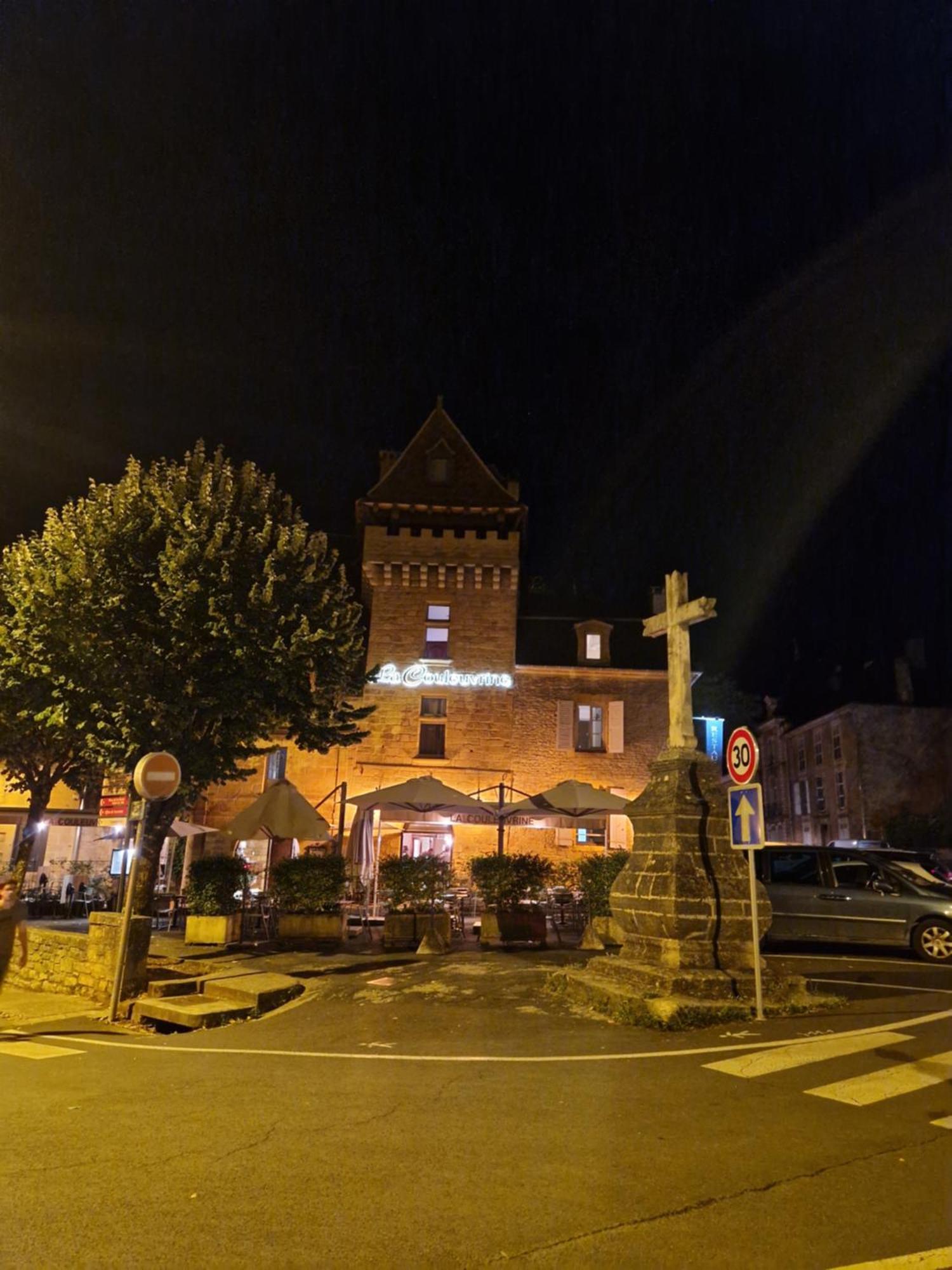 Les Flamboyants Apartment Sarlat-la-Caneda Exterior photo