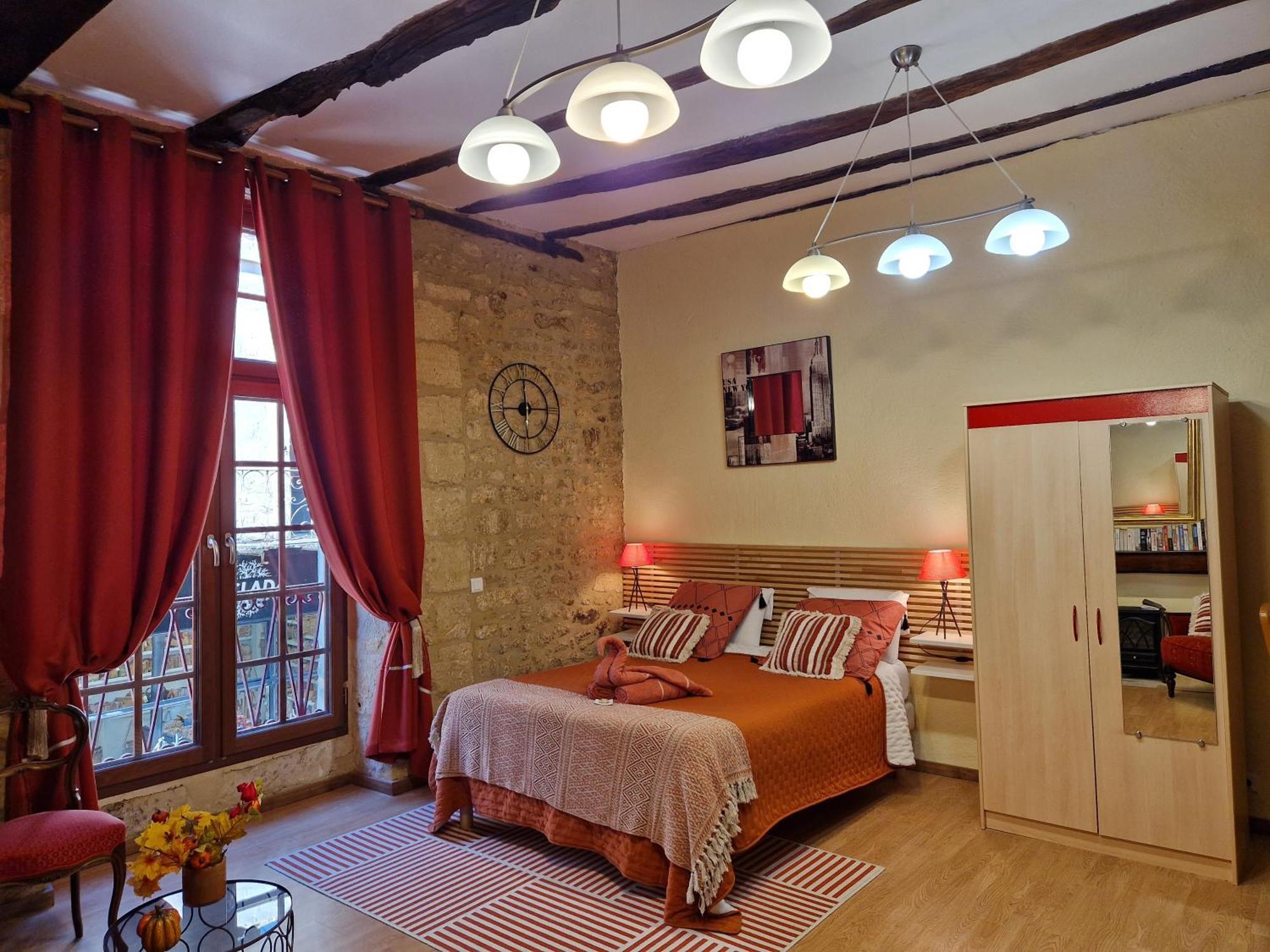 Les Flamboyants Apartment Sarlat-la-Caneda Exterior photo